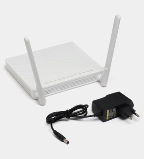 Wifi роутер модем Huawei HG8546M, для Uzonline, скорость передачи данных 300 Мб/с