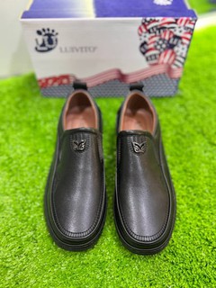 Мужские кожаные мокасины, с декоративной вставкой