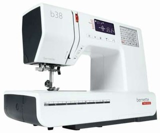 Швейная машина Bernina Bernette B38, белый/черный