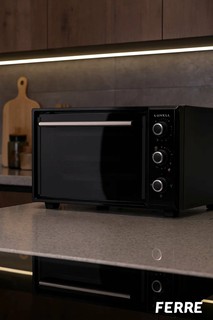 Компактная мини-печь Ferre LUXELL MO 4000, 40 л, 1400 Вт, 2 патноса, черный цвет