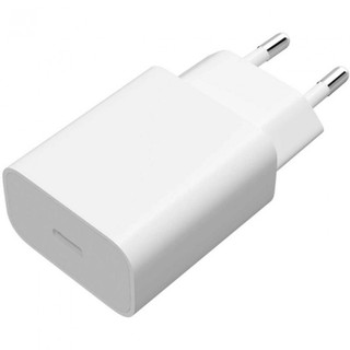 Xiaomi Mi 20W Tez zaryadlovchi qurilmasi oq