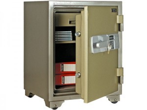 Cейф Booil TOPAZ BST-750