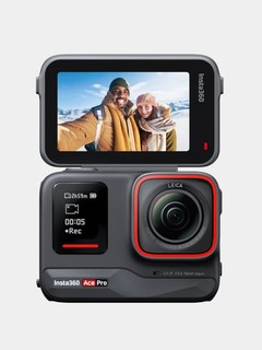 Insta360 Ace Pro — 4K 120fps, AI, водонепроницаемая экшн-камера до 10 м