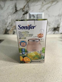 Портативный блендер-термостакан Sonifer SF-8131, USB Type-C, 6 лезвий, 350 мл