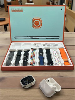 Умные часы 1+1, 2 Smart Watch 7 и 8 ultra, 7 ремешков и чехол в комплекте