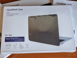 Чехол для ноутбука Macbook 13 Pro A1706-08 / A1989 / A2159 / A2251-89 / A2338 черная коженный